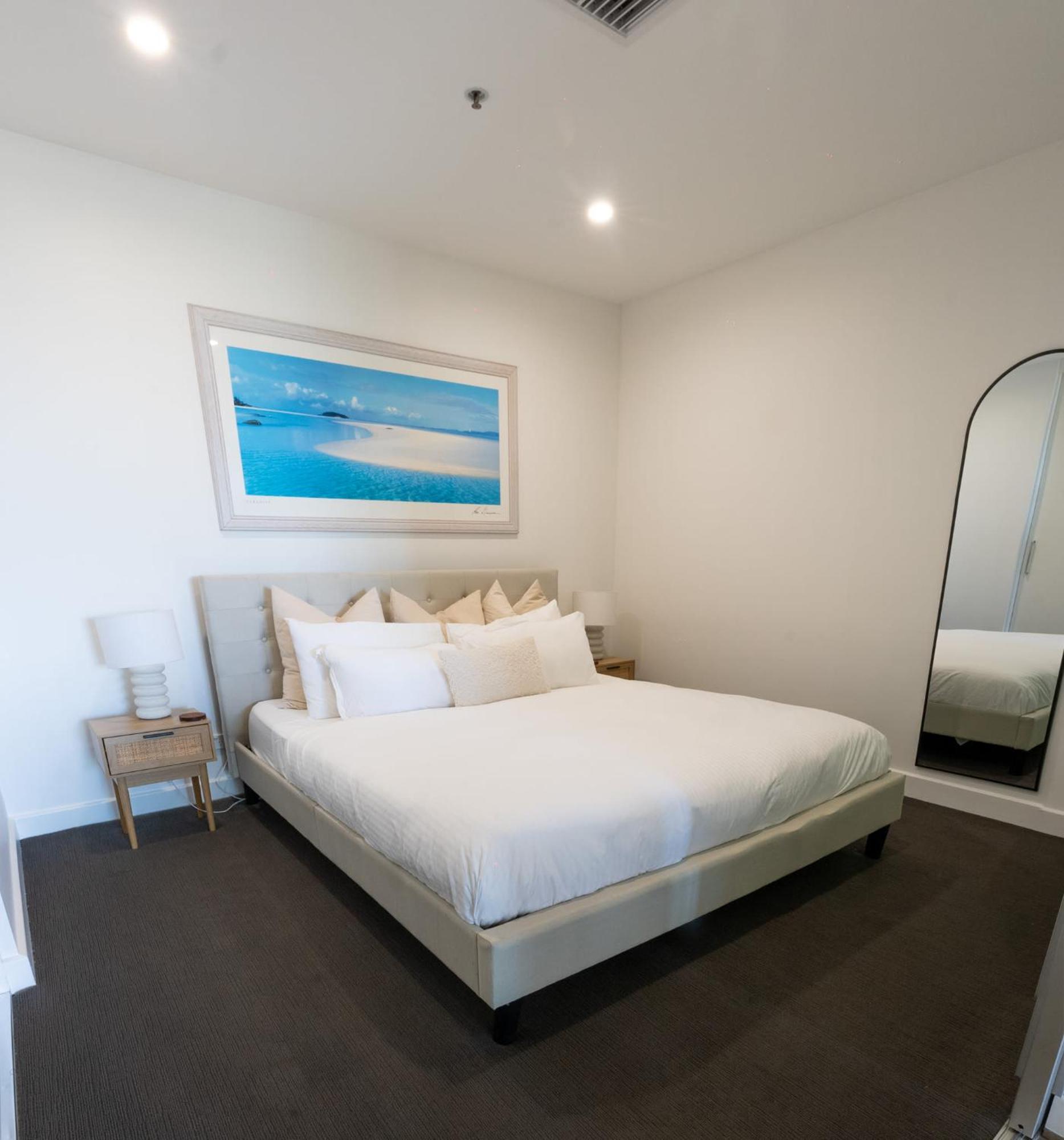 Glenelg Oasis, Pool, Gym, Spa & Sauna, Free Parking, City Views Экстерьер фото