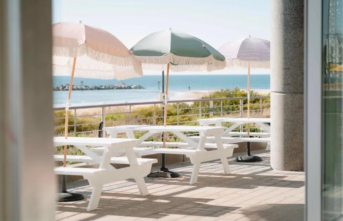 Glenelg Oasis, Pool, Gym, Spa & Sauna, Free Parking, City Views Экстерьер фото